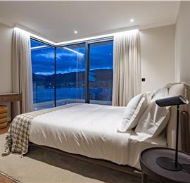 Selection of 5 bedroom seafront villas with heated pool on Ciovo near Trogir, sleeps 10